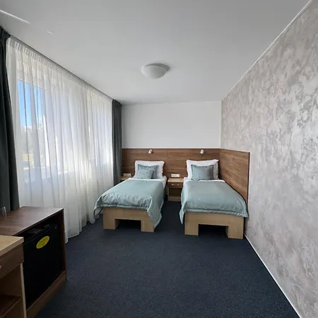 Sport Sletiste 3* كلادنو