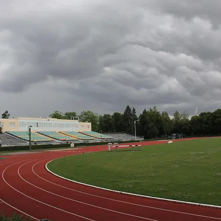 Sport Sletiste فندق كلادنو